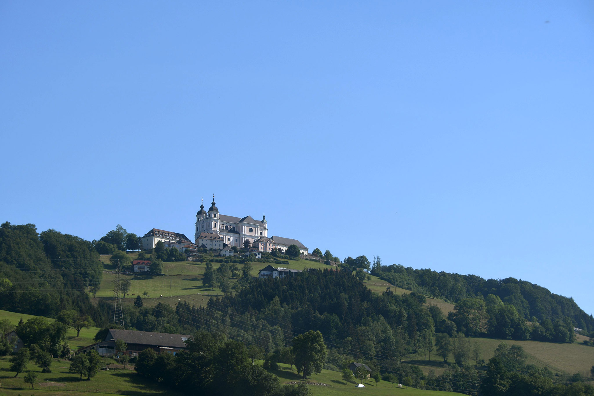 Stift Seitenstetten (Photo license: CC BY 2.0)
